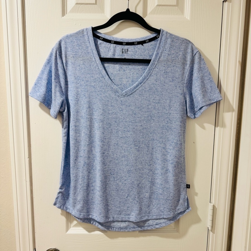 GAP Light Blue Marled V-Neck Tee - Size XS